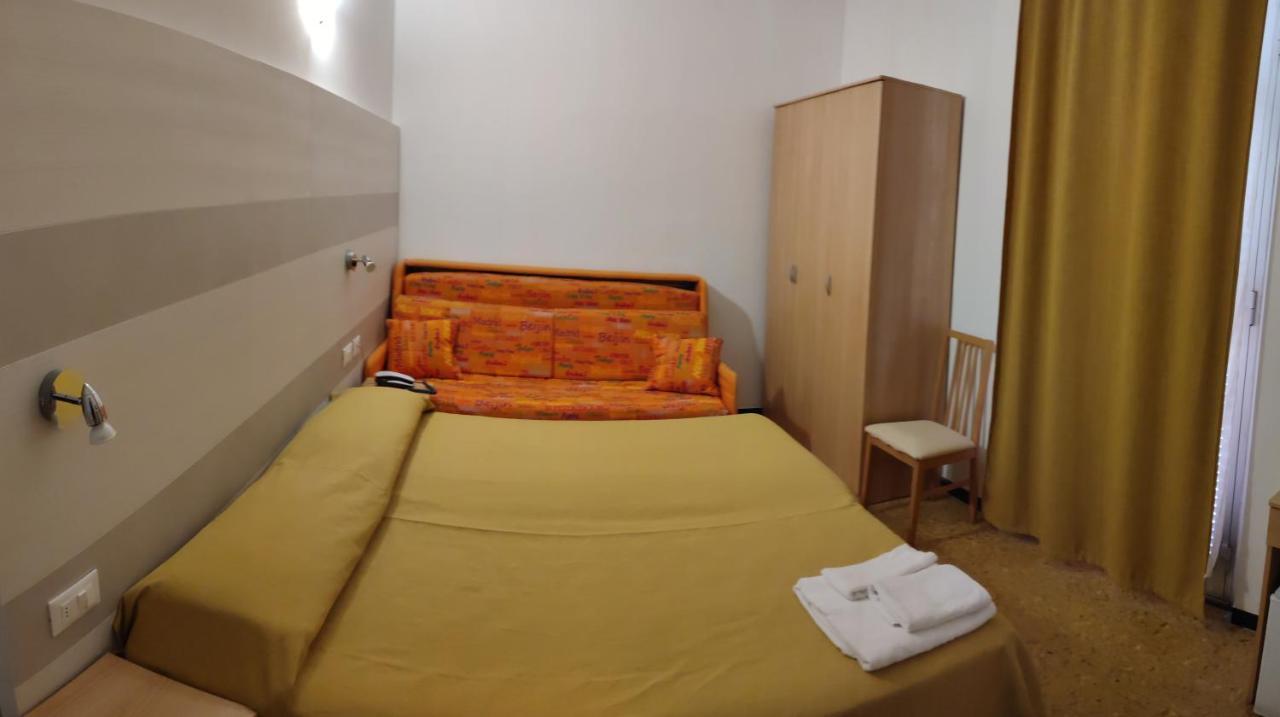 צ'לה ליגורה Hotel Villa Costa מראה חיצוני תמונה