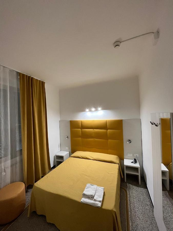 צ'לה ליגורה Hotel Villa Costa מראה חיצוני תמונה