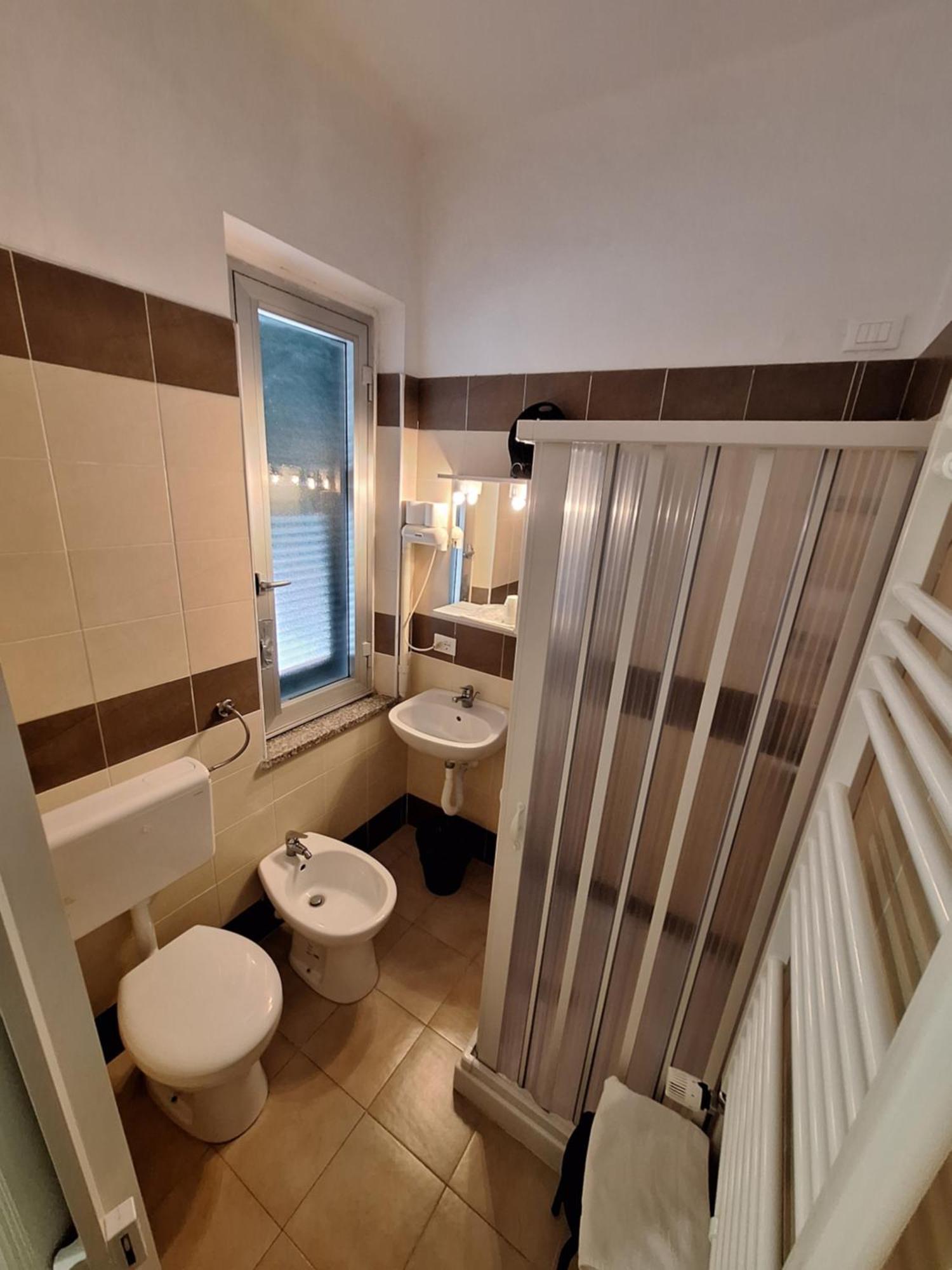 צ'לה ליגורה Hotel Villa Costa מראה חיצוני תמונה